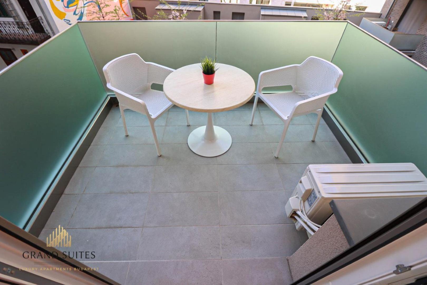 Grand Suites Promenade บูดาเปสต์ ภายนอก รูปภาพ