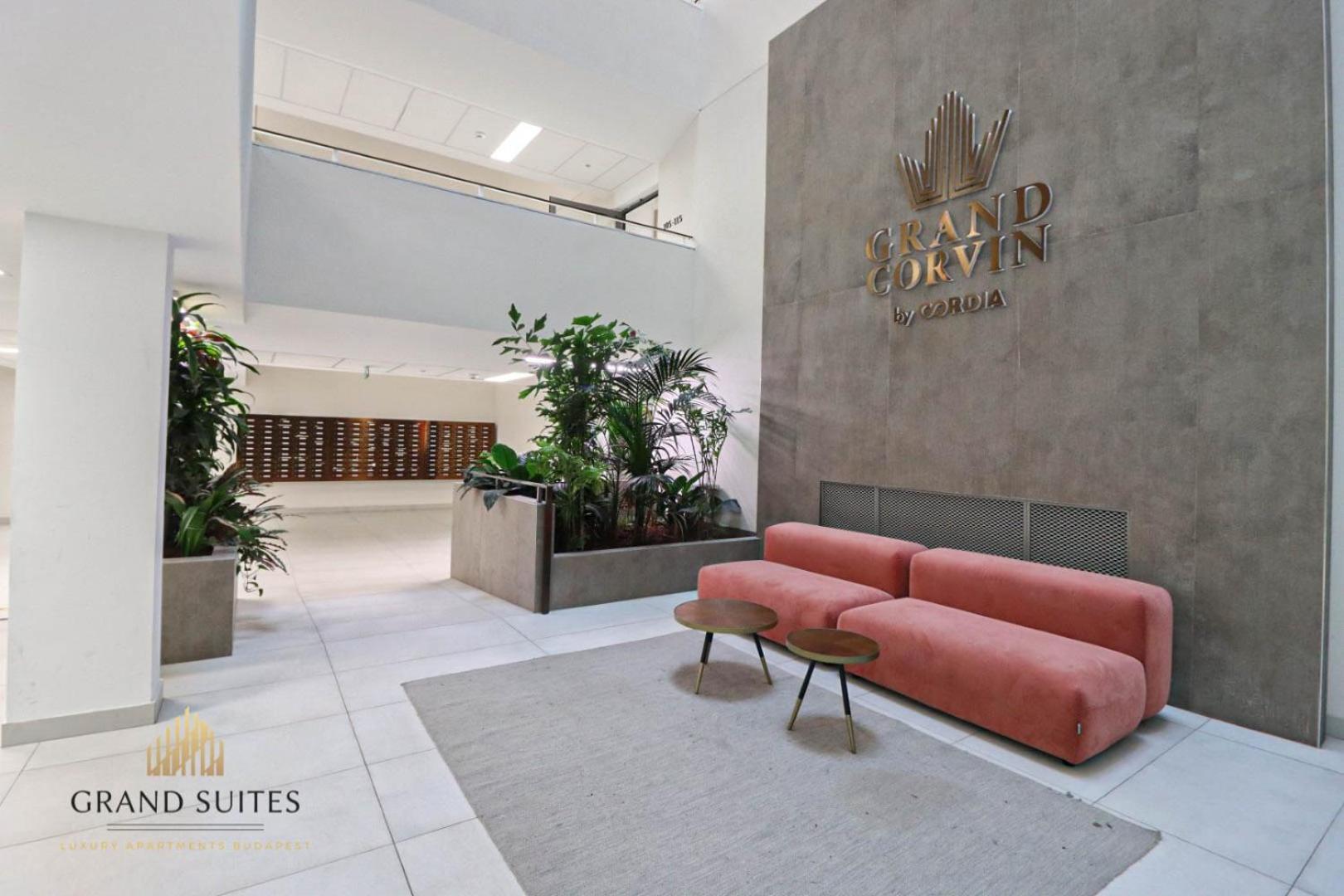 Grand Suites Promenade บูดาเปสต์ ภายนอก รูปภาพ