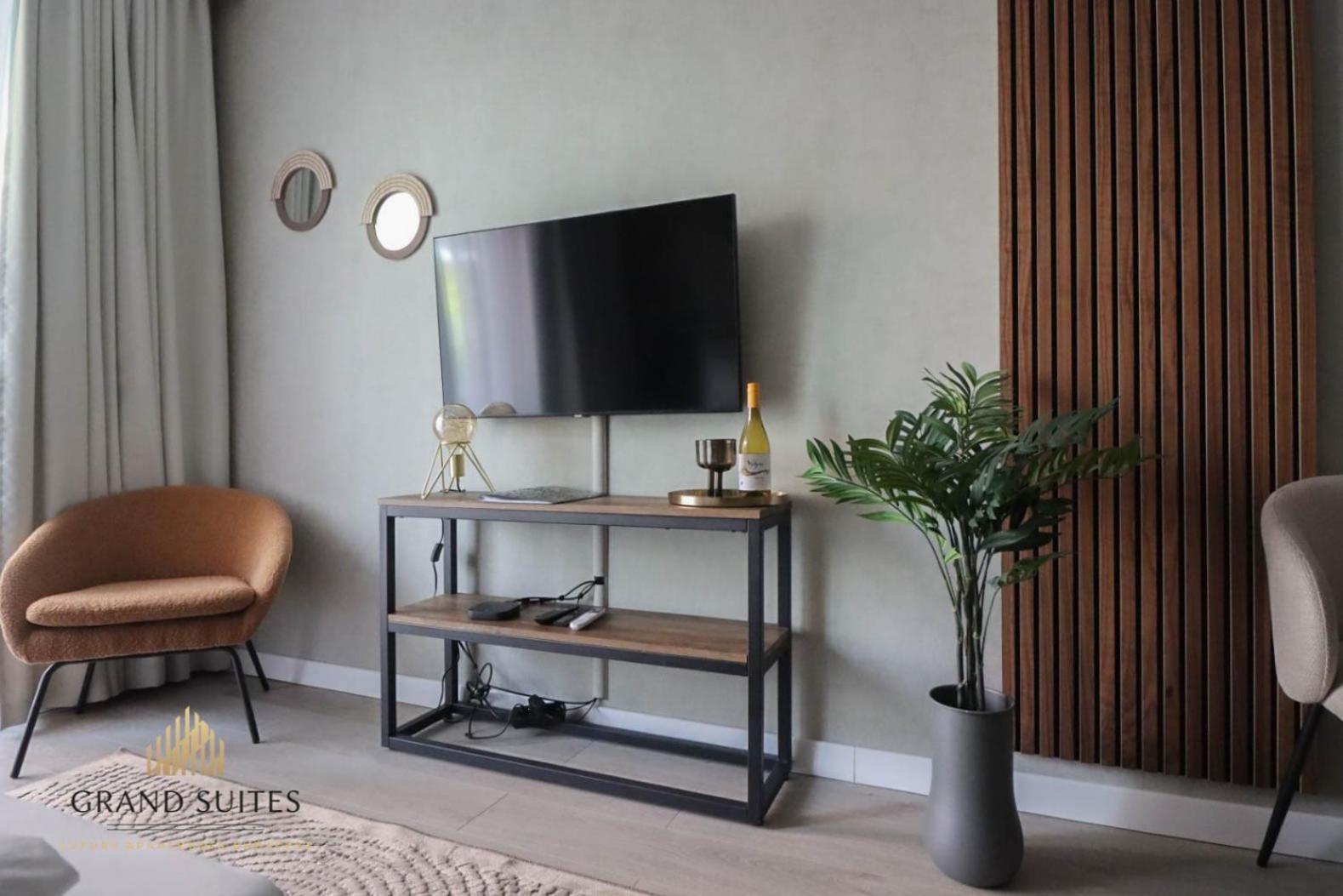 Grand Suites Promenade บูดาเปสต์ ภายนอก รูปภาพ