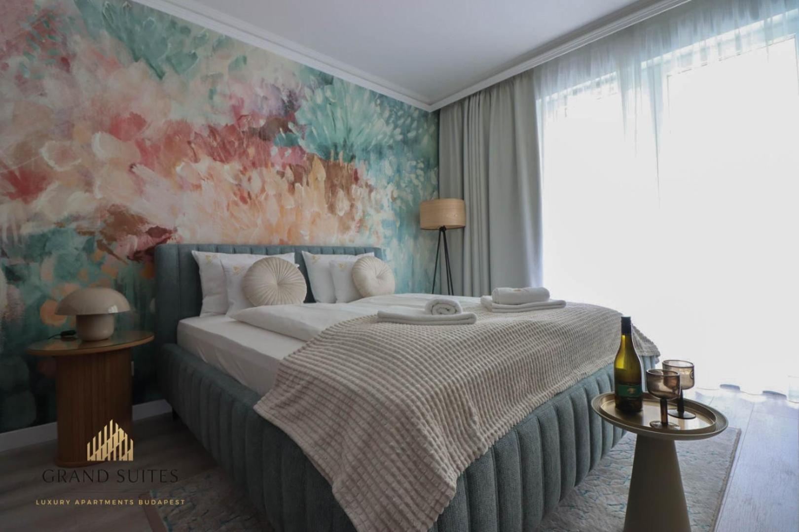 Grand Suites Promenade บูดาเปสต์ ภายนอก รูปภาพ